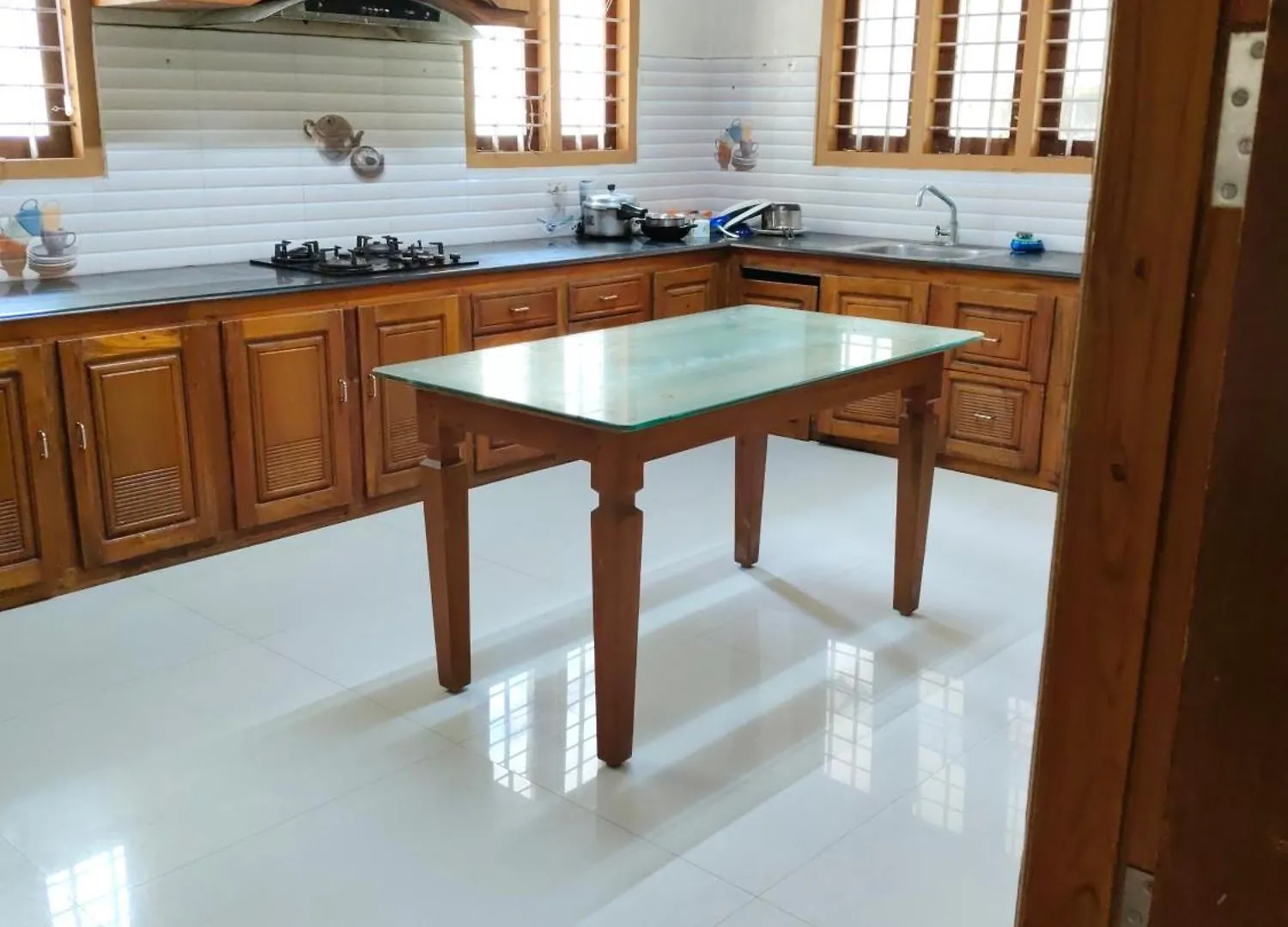 Vintage Villa Alappuzha Apartment
